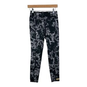 Betsey Johnson Floral Print Athletic‎ Leggings size Small Black/Gray